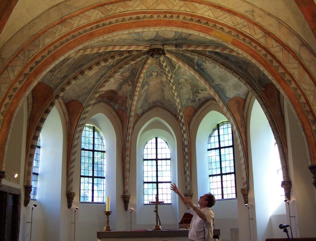 Salvius Kerkje Limricht oudste Romaanse muurschilderingen