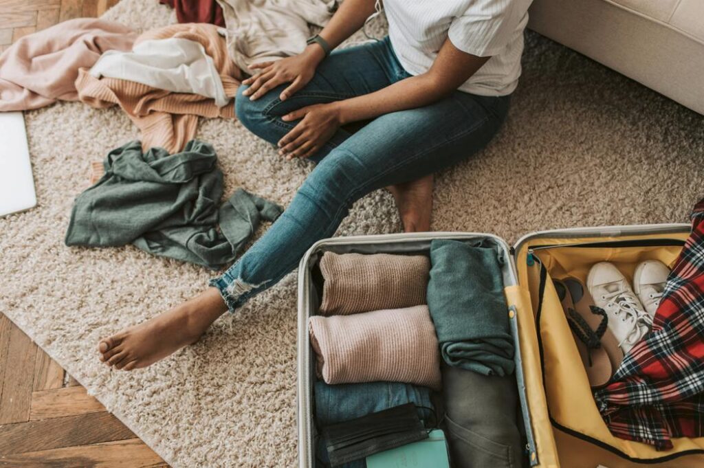Foto door Vlada Karpovich: https://www.pexels.com/nl-nl/foto/iemand-persoon-vrouw-mevrouw-7365311/