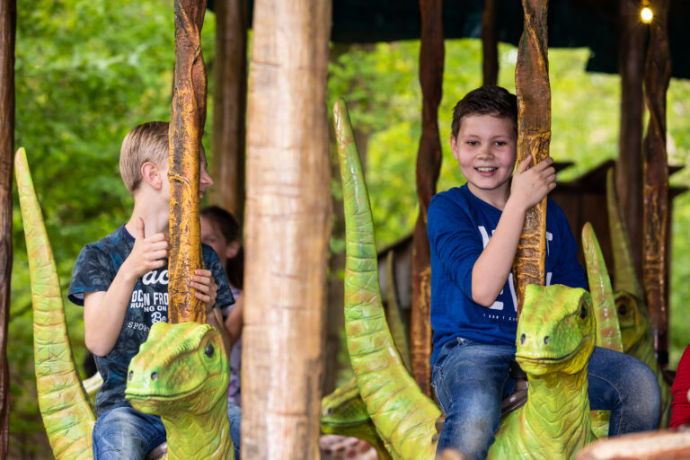 GaiaZOO - De DinoCaroussel