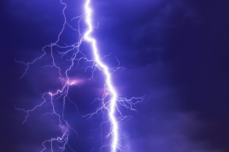 onweer felix-mittermeier-lightning-2568381