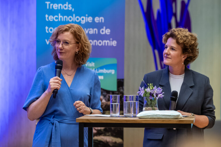 Nieuws Limburg Visit Zuid-Limburg Congres -Manon Luijten en Hanneke van Eijndhoven