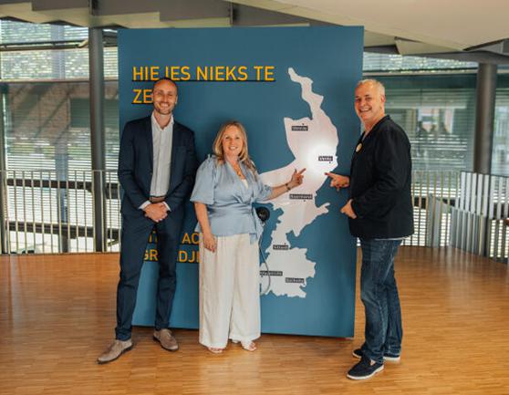 Nieuws Limburg Marlou Absil verrich officiële äöpening